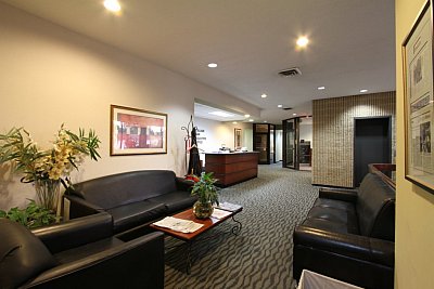 College Park Executive Suites - Virginia Beach | Professional Services | Logo