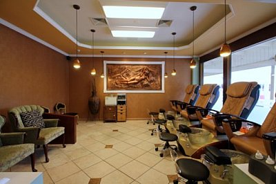 Victorias Nails & Day Spa - Medford | Beauty & Spas | Logo