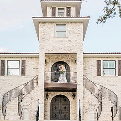 La Bella Luna - Granbury | Events & Activities | Logo
