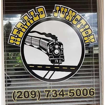 Herald Junction Thrift Store - Herald | Retail | Logo
